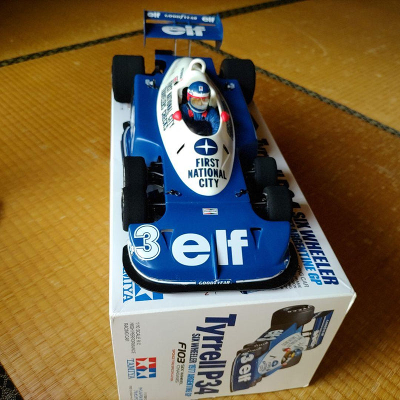 Chargez l'image dans la visionneuse de la galerie, Used Tamiya Tyrrell P34 1977 Argentine GP Assembled RC Car with 2.4G Radio