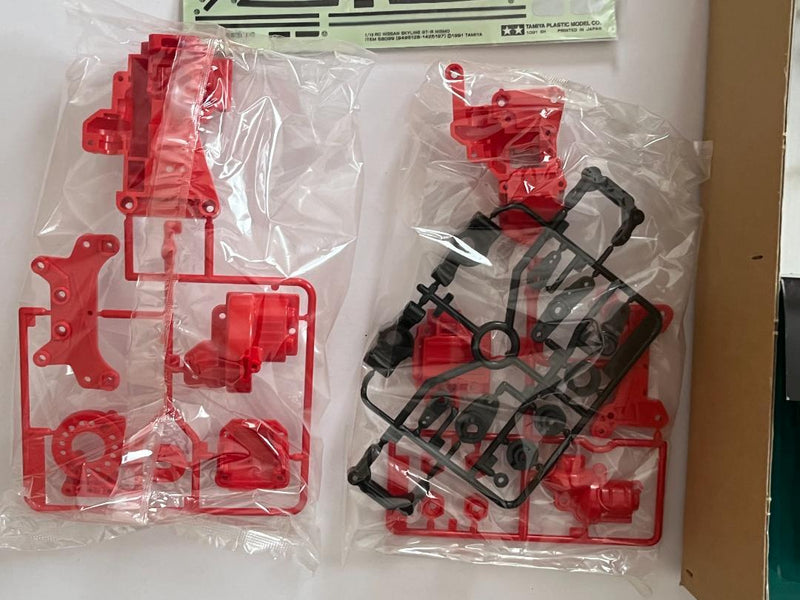 Load image into Gallery viewer, Used Tamiya 1/10 Nissan Skyline GT-R Nismo R32 TA01 Kit Unassembled Vintage 1991