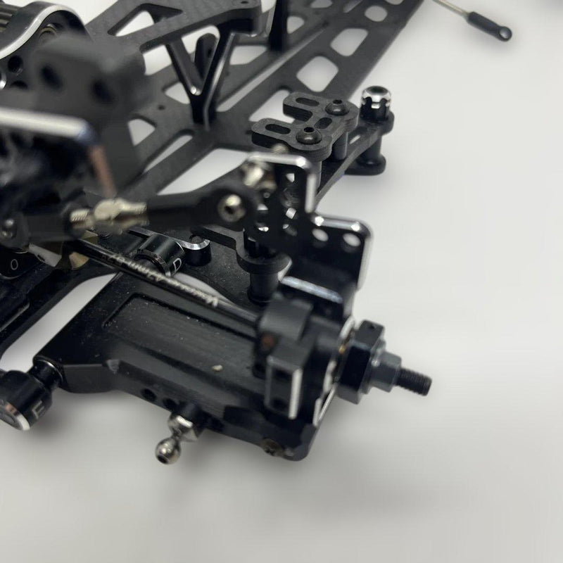 Carica immagine in Galleria Viewer, Yokomo SD2.0 RC Drift Car Chassis Used for 1 Month - Used