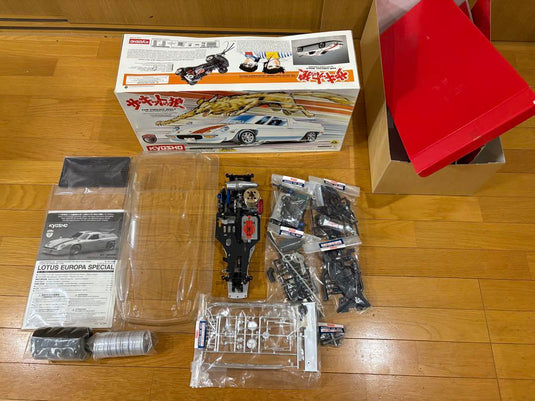 Used Kyosho 1/8 The Circuit Wolf Lotus Europa Special Engine Car Kit Unassembled