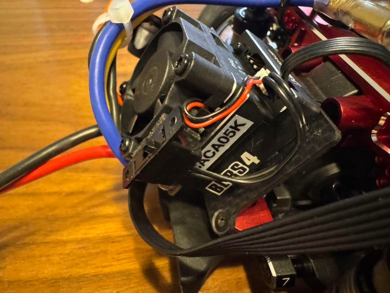 Chargez l'image dans la visionneuse de la galerie, Used YOKOMO YD-2E with Many Option Parts and Electronics No Receiver Gyro Servo