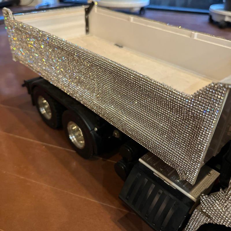 Load image into Gallery viewer, Used Tamiya 1/14 Mercedes Benz Arocs Dump Truck Assembled