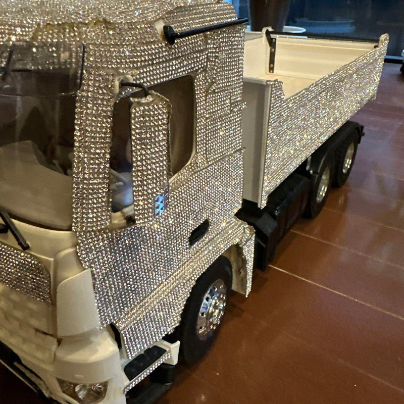 Load image into Gallery viewer, Used Tamiya 1/14 Mercedes Benz Arocs Dump Truck Assembled