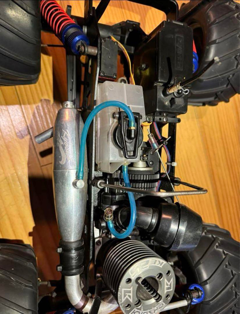 Load image into Gallery viewer, Used Kyosho 1/8 Scale Engine Powered RC Buggy Assembled with Transmitter