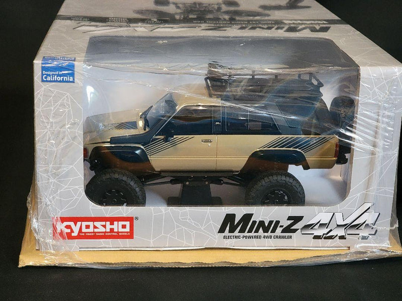 Load image into Gallery viewer, Used Kyosho MINI-Z 4x4 Toyota 4runner RC Car