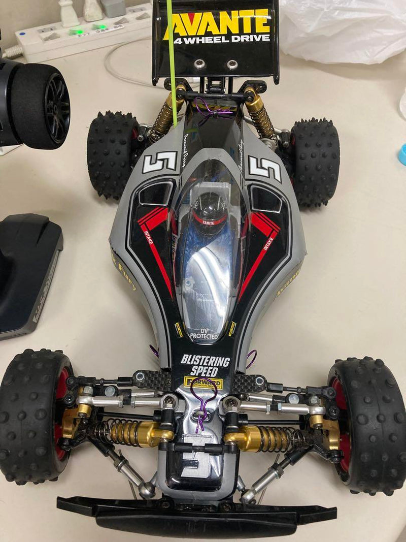 Load image into Gallery viewer, Used Tamiya 1/10 Avante 2011 Black Special Full Set RC Car Battery Required