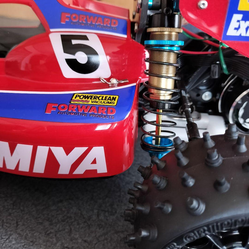 Chargez l'image dans la visionneuse de la galerie, Used Tamiya Super Astute Full Custom Unused with Electronics and Carbon Chassis