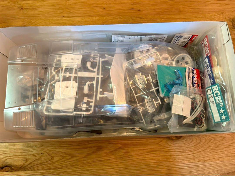 Load image into Gallery viewer, Used Tamiya 1/10 Lamborghini Countach LP500S Unassembled Kit with LED
