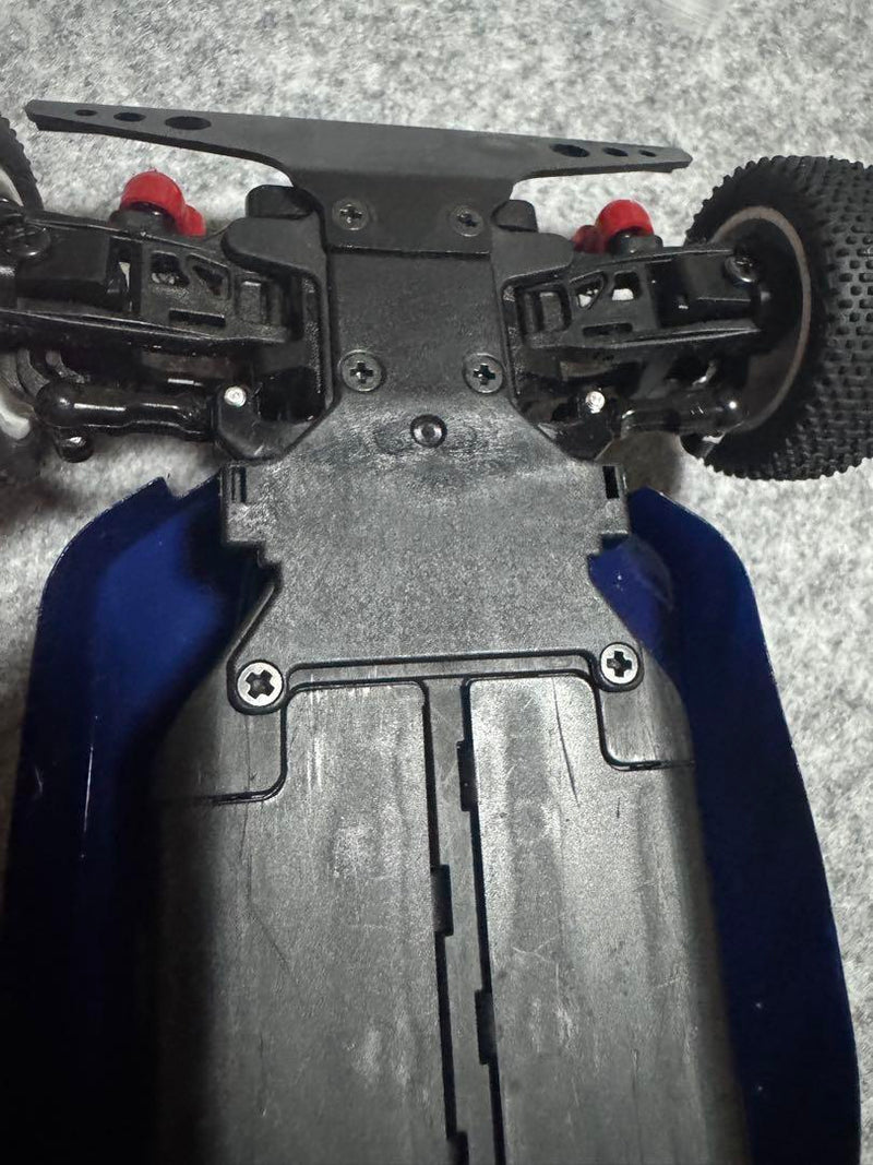 Laden Sie das Bild in Galerie -Viewer, Kyosho Mini-z Buggy Used with Unused Spare Body & Parts - Used