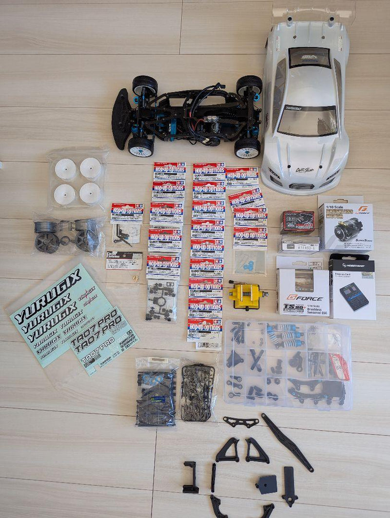 Load image into Gallery viewer, Used Tamiya TA07 Assembled Unused with New Electronics and Many Option Parts