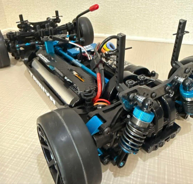 Chargez l'image dans la visionneuse de la galerie, Used Tamiya TT-02 Motul Autech Z Assembled with Sanwa M11X Radio