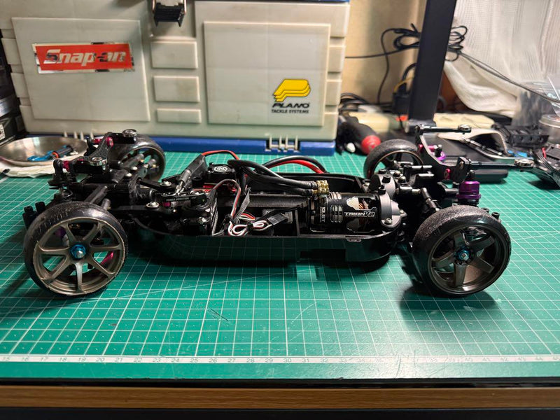Chargez l'image dans la visionneuse de la galerie, Used Tamiya TT-01 2WD Drift Conversion with S14 Silvia Body Assembled