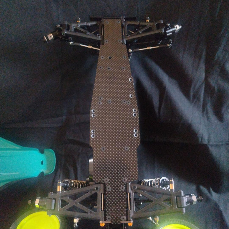 Carica immagine in Galleria Viewer, Tamiya Top Force Assembled Unused with Kyosho & Yokomo Shocks No Servo/ESC - Used