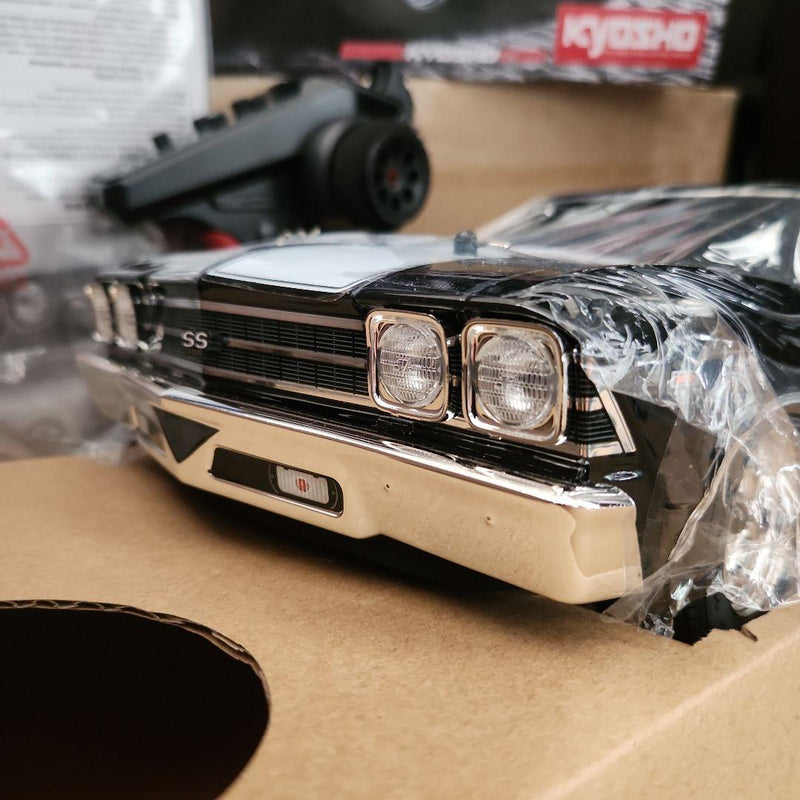 Laden Sie das Bild in Galerie -Viewer, Kyosho El Camino SS 396 1/10 EP 4WD Fazer MK2 FZ02L ReadySet Unused - Used