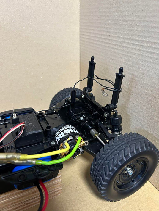 Used Tamiya Hummer M1025 1/12 RC Car with Futaba Transmitter Operation Confirmed