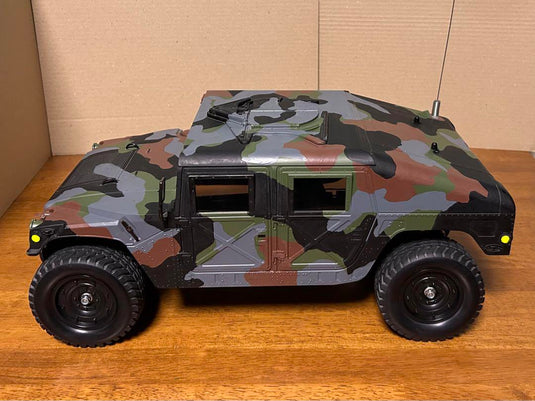 Used Tamiya Hummer M1025 1/12 RC Car with Futaba Transmitter Operation Confirmed