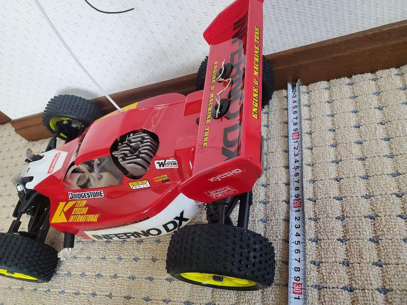 Load image into Gallery viewer, Used Kyosho 1/8 Inferno DX 4WD Ready Set with Futaba Radio