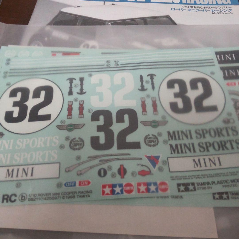 Cargue la imagen en el visor de la galería, Used Tamiya 1/10 Mini Cooper Racing FWD RC Car Kit Unused