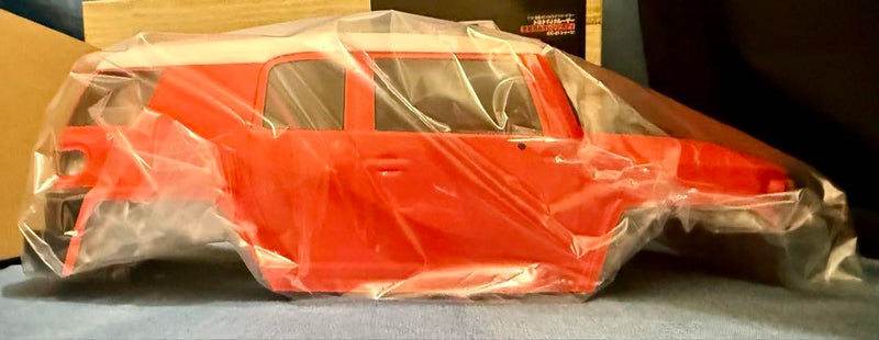Chargez l'image dans la visionneuse de la galerie, Used Tamiya Toyota FJ Cruiser CC-01 Chassis with Painted Orange Body Unused