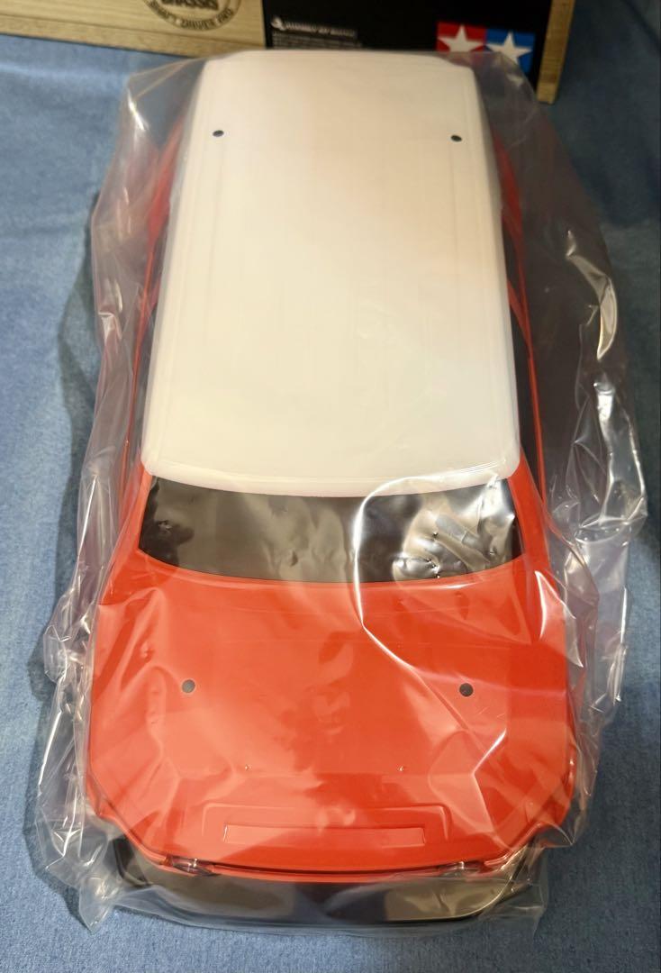 Chargez l'image dans la visionneuse de la galerie, Used Tamiya Toyota FJ Cruiser CC-01 Chassis with Painted Orange Body Unused