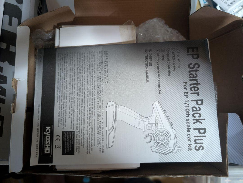 Laden Sie das Bild in Galerie -Viewer, Kyosho Fazer Mk2 w/ Datsun 240Z Body EP Starter Pack New No Motor - Used