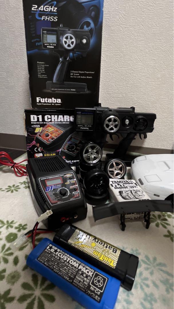 Chargez l'image dans la visionneuse de la galerie, Used Tamiya TT-01D Type-E Drift RC Full Set with Futaba Radio & FC3S Body
