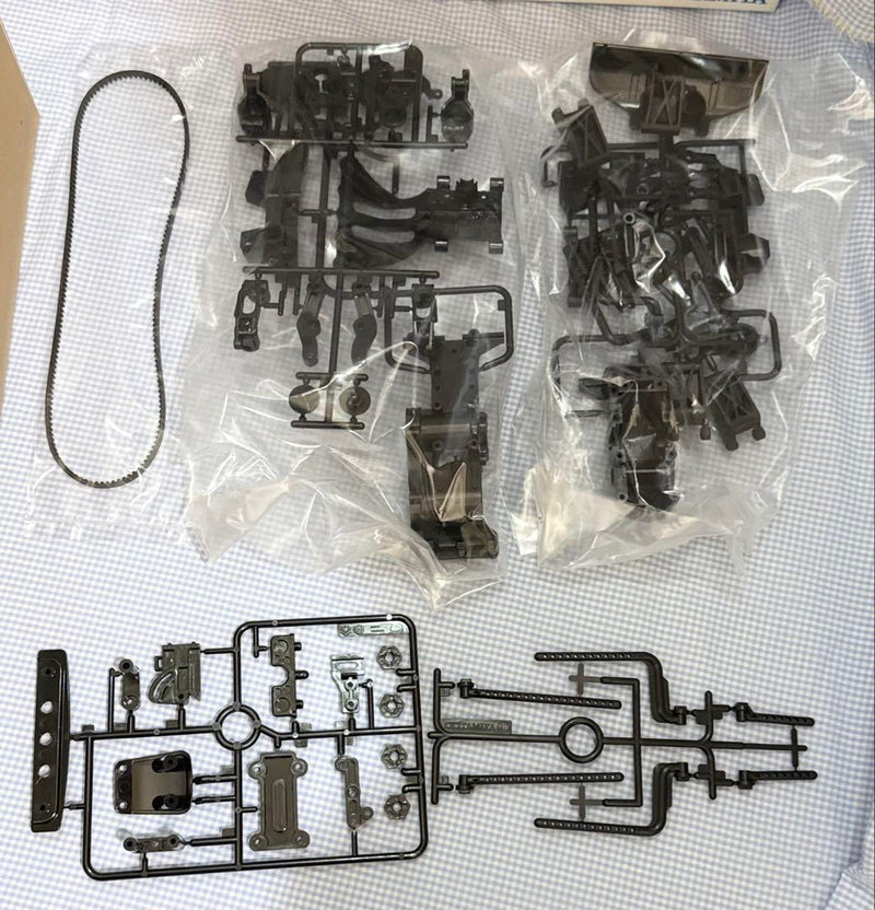 Chargez l'image dans la visionneuse de la galerie, Used Tamiya Mobil 1 NSX TA03R Belt Drive 4WD Limited SP Unassembled Kit