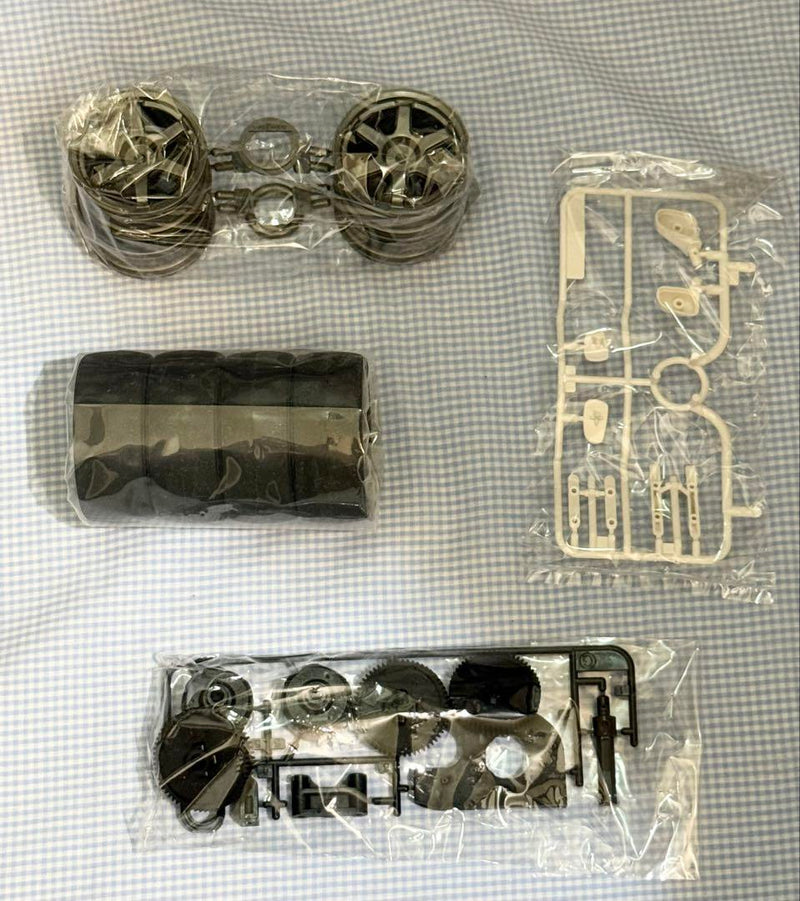 Load image into Gallery viewer, Used Tamiya 1/10 Raybrig NSX 2000 TB-01 Chassis Unassembled Kit