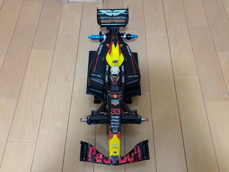 Chargez l'image dans la visionneuse de la galerie, Used Tamiya TRF102 Partially Assembled with Futaba Electronics and Red Bull Body