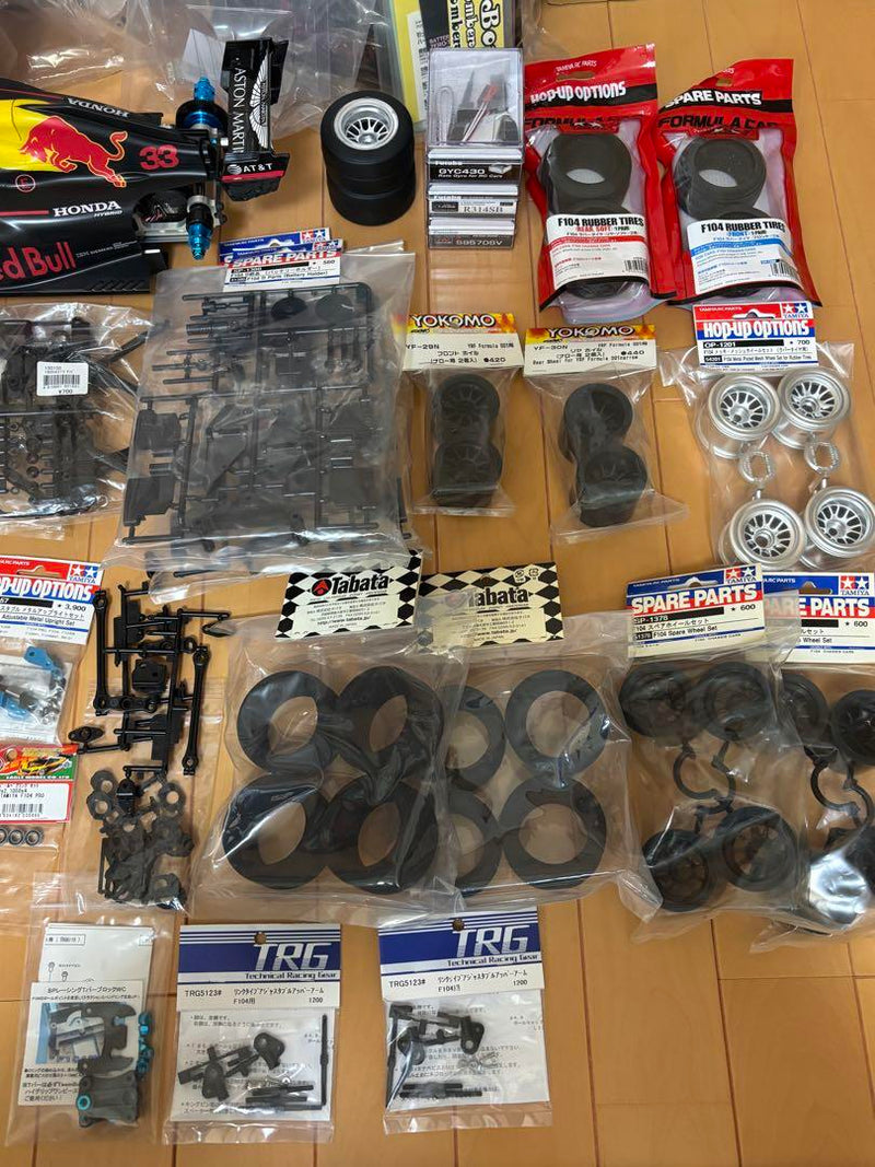 Chargez l'image dans la visionneuse de la galerie, Used Tamiya TRF102 Partially Assembled with Futaba Electronics and Red Bull Body