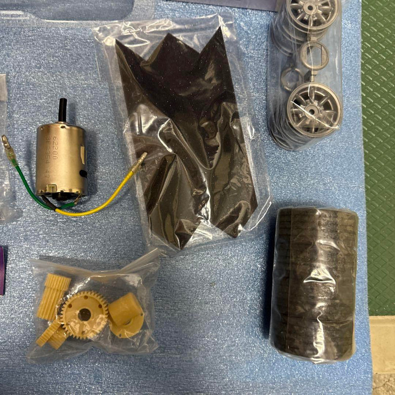 Load image into Gallery viewer, Used Tamiya 1/10 Electric RC Car Series Mini Cooper Racing Kit