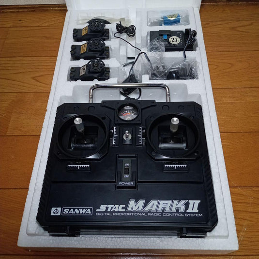 Used Sanwa STAC MARK2 4B 4-Channel 3-Servo Radio Control System Unused in Box