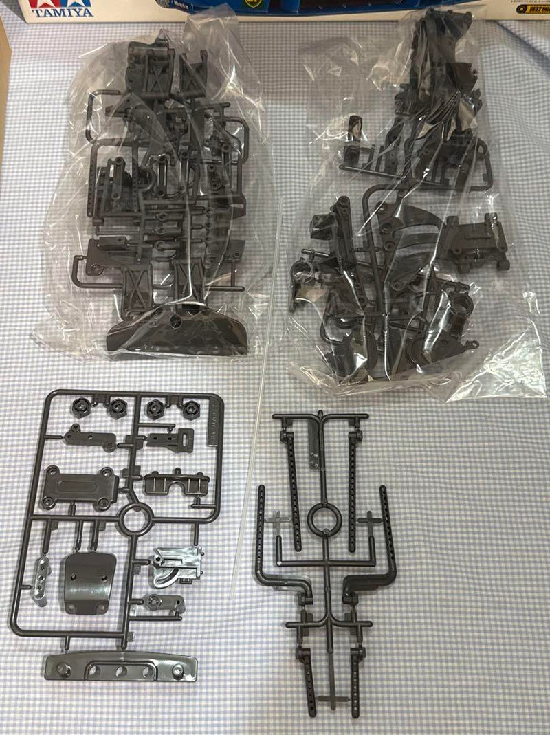 Load image into Gallery viewer, Used Tamiya Avex Dome Mugen NSX 1/10 4WD Racing Car Kit Unused 58207