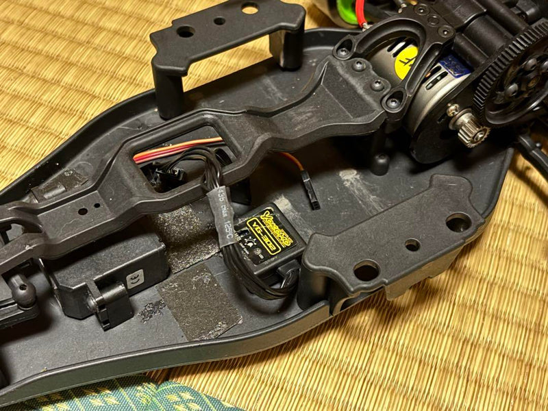 Chargez l'image dans la visionneuse de la galerie, Used YOKOMO YD-2 with Daigo Saito Mark II Body RC Car with Gyro Indoor Used