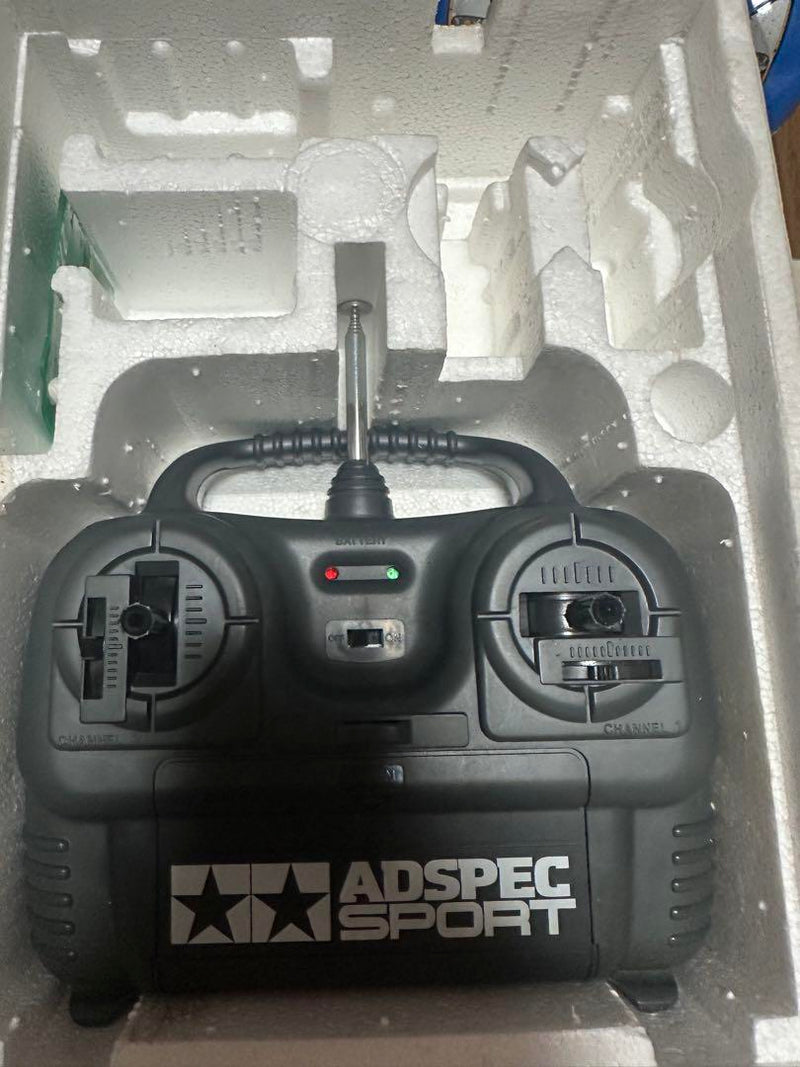 Load image into Gallery viewer, Used Tamiya Calsonic Skyline GT-R R33 RC Car with Z33 Body Set Used