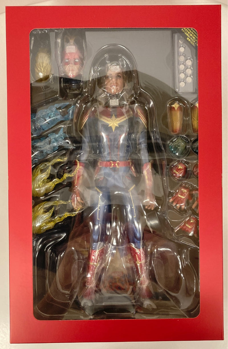 Laden Sie das Bild in Galerie -Viewer, Hot Toys Movie Masterpiece Captain Marvel (Standard Version) MMS521 - Used
