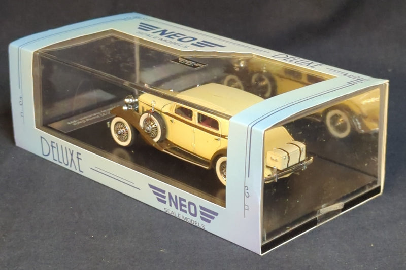 Carica immagine in Galleria Viewer, NEO 1/43 DV32 Monte Carlo Sedan by Weymann beige brown - Used

