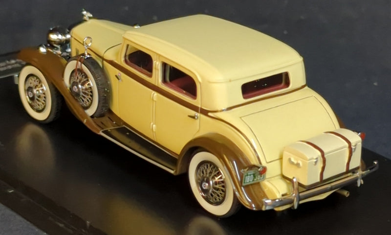 Carica immagine in Galleria Viewer, NEO 1/43 DV32 Monte Carlo Sedan by Weymann beige brown - Used
