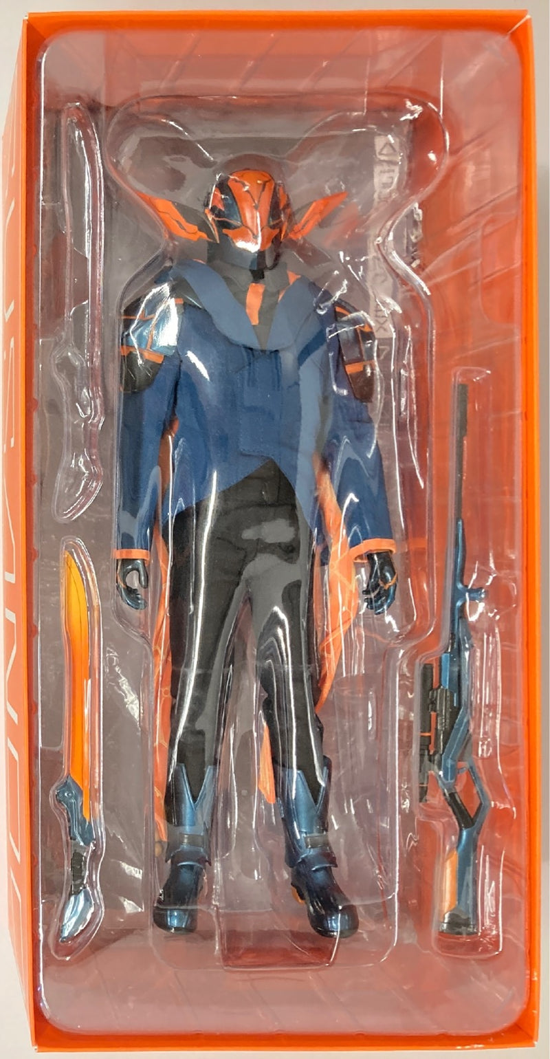 Carica immagine in Galleria Viewer, Glitch Collectible Figure Susanoo 1/6 Scale - Used
