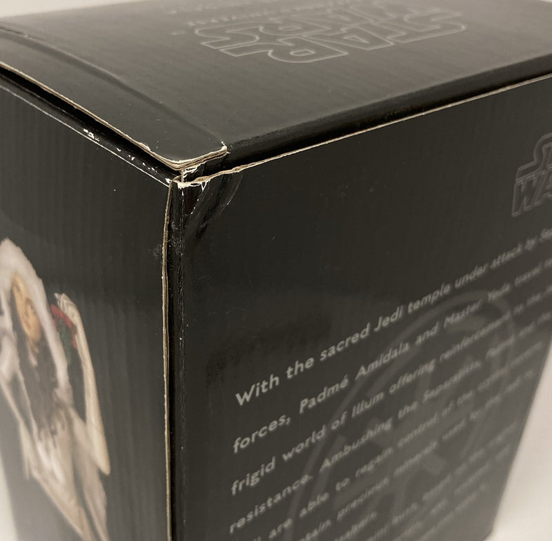 Chargez l&#39;image dans la visionneuse de la galerie, Gentle Giant Collectible Mini Bust Padme Amidala (Snow Bunny) - Used
