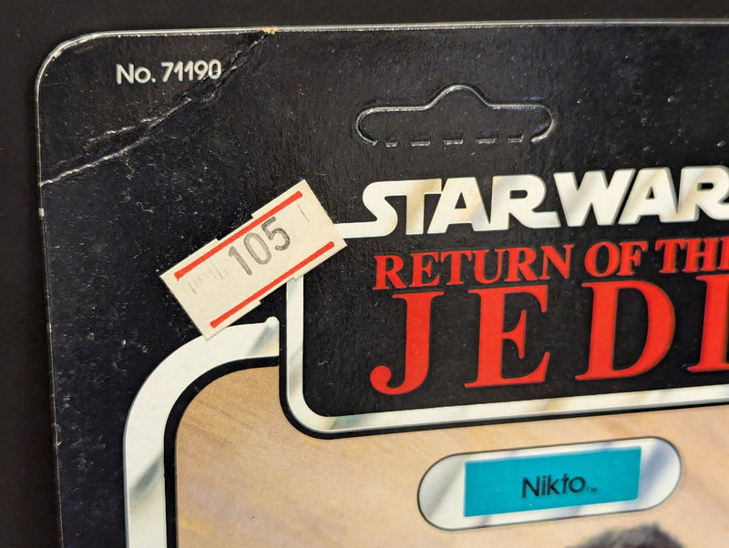 Laden Sie das Bild in Galerie -Viewer, Vintage Kenner Star Wars Nikto 3.5-Inch Action Figure (4-LOM Card) - Used
