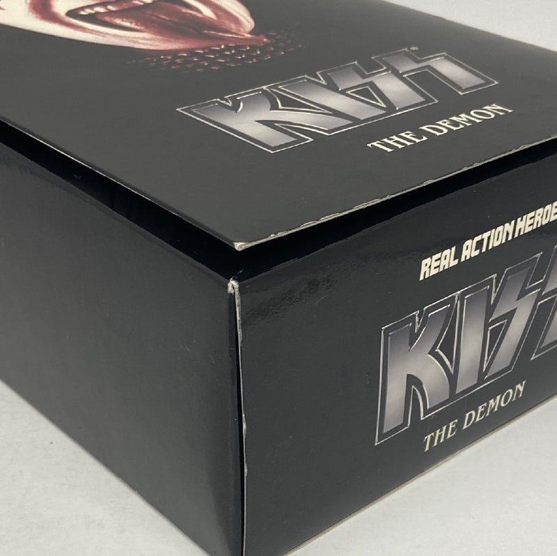 Carica immagine in Galleria Viewer, Medicom Toy Real Action Heroes Kiss The Demon RAH473 - Used
