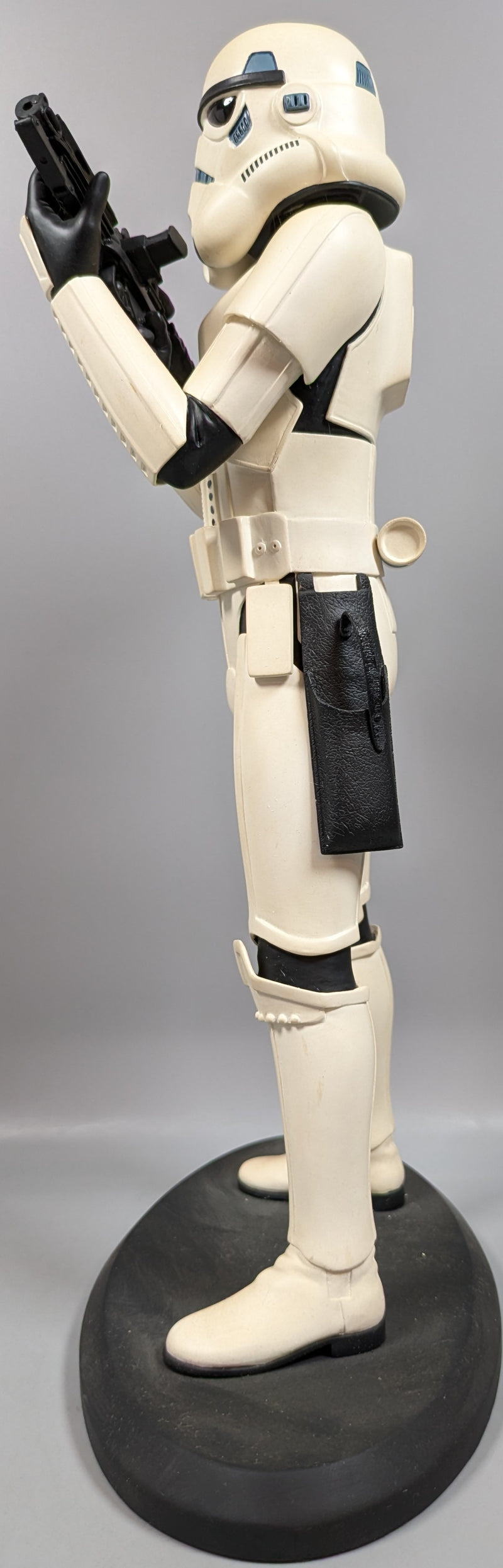 Cargue la imagen en el visor de la galería, Attakus Art Collector Statue Stormtrooper - Used
