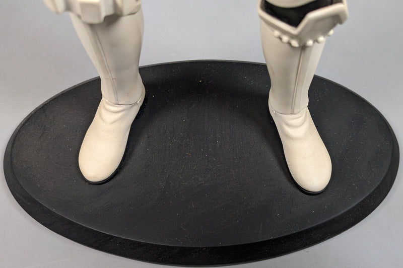 Cargue la imagen en el visor de la galería, Attakus Art Collector Statue Stormtrooper - Used
