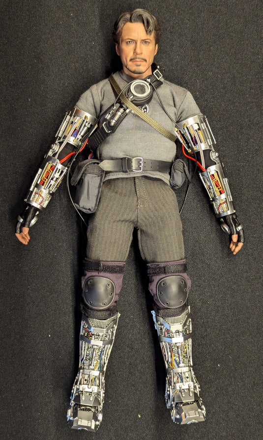 Hot Toys Movie Masterpiece Tony Stark (Mech Test Version) Special Edition MMS582 - Used