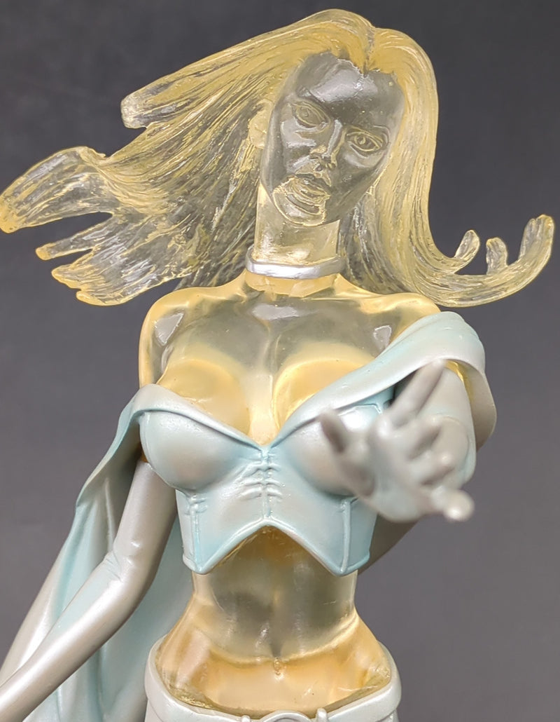 Laden Sie das Bild in Galerie -Viewer, Bowen Designs Emma Frost White Queen Painted Statue (Clear Version) - Used

