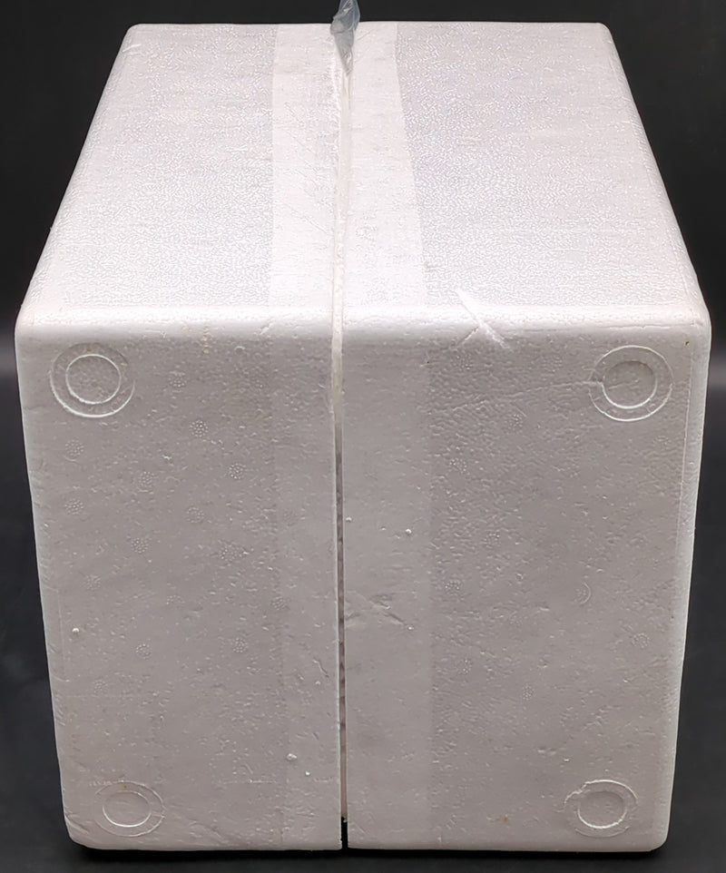 Laden Sie das Bild in Galerie -Viewer, Bowen Designs Emma Frost White Queen Painted Statue (Clear Version) - Used
