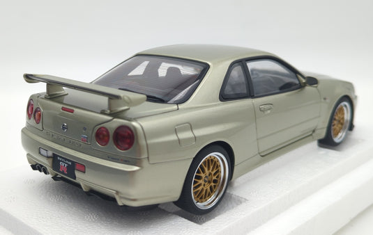 AUTOart 1/18 Nissan Skyline GT-R R34 V-spec II Nur BBS LM Wheel Millennium Jade - Used