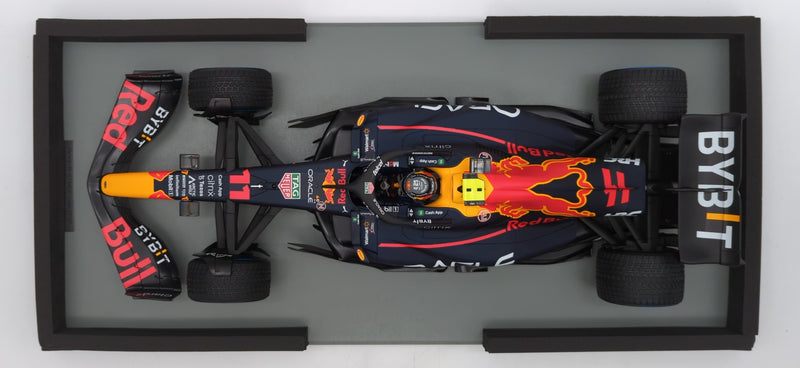 Laden Sie das Bild in Galerie -Viewer, Spark model 1/12 Oracle Red Bull Racing RB18 #11 Winner Monaco GP 2022 Perez - Used
