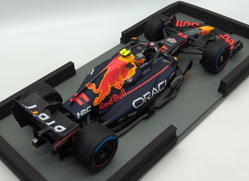 Laden Sie das Bild in Galerie -Viewer, Spark model 1/12 Oracle Red Bull Racing RB18 #11 Winner Monaco GP 2022 Perez - Used
